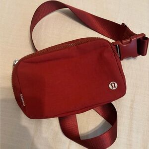 Lululemon belt bag